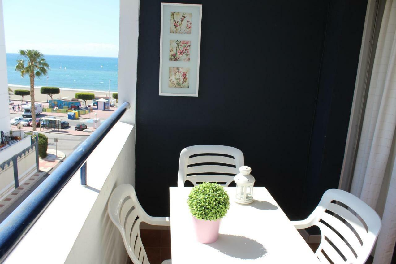Playa Viginia Apartment Malaga Exterior photo